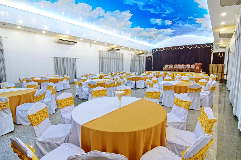 Triumph Hotel Мандалай Екстер'єр фото